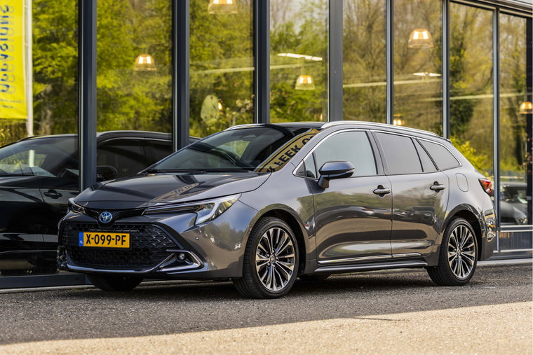 Vehicle Image 10