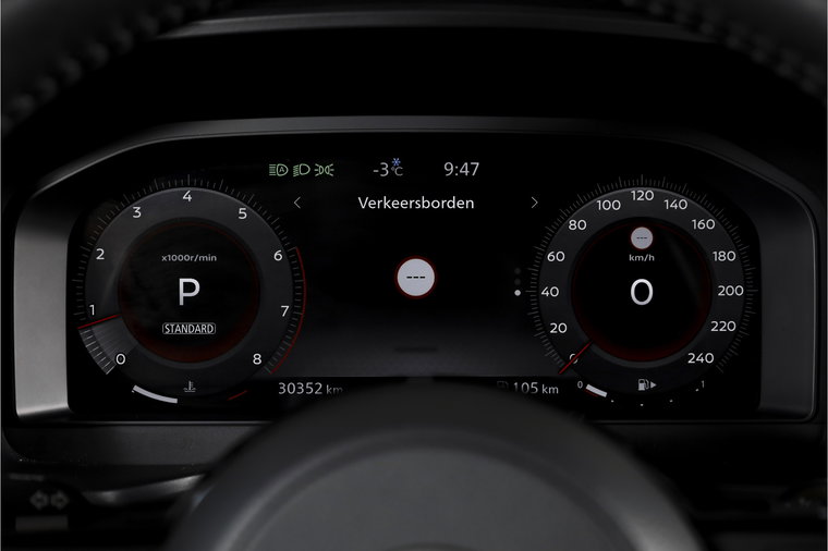 Vehicle Image 43