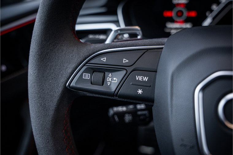 Vehicle Image 39