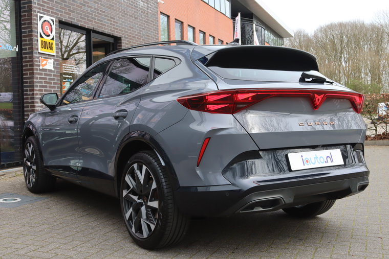 Vehicle Image 30