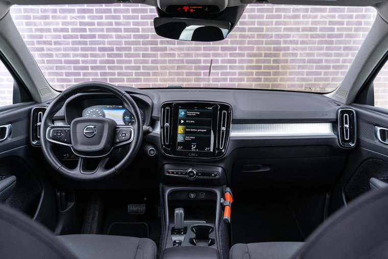 Vehicle Image 22