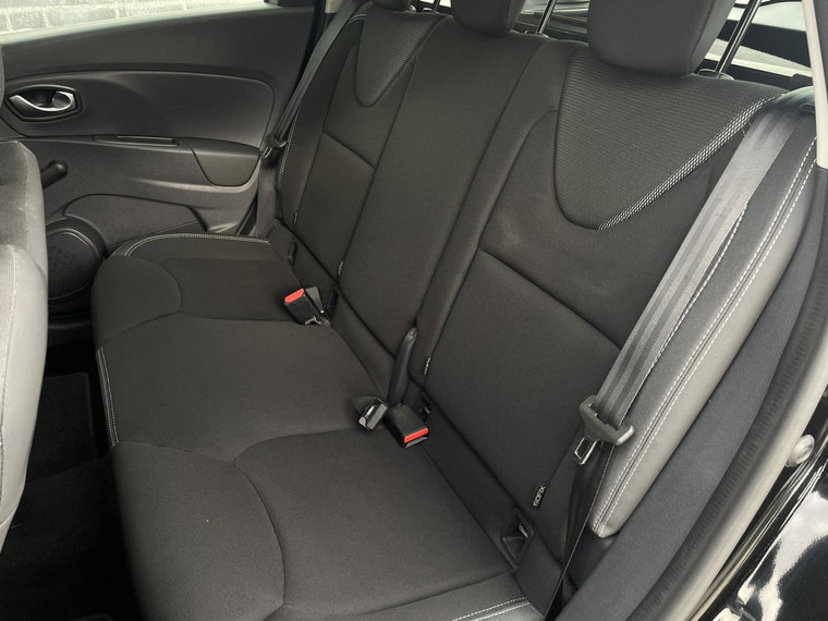 Vehicle Image 48