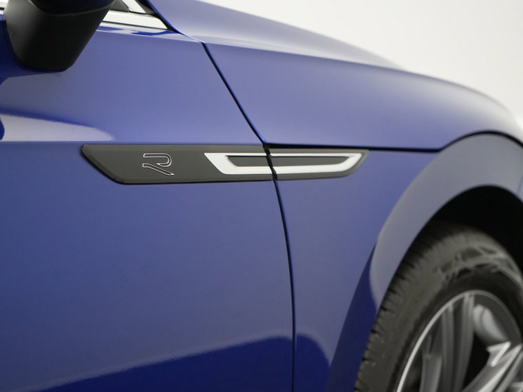 Vehicle Image 42