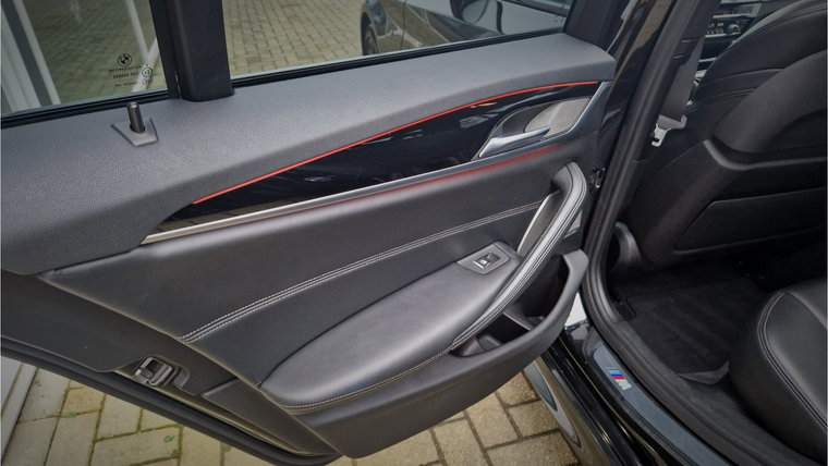 Vehicle Image 35