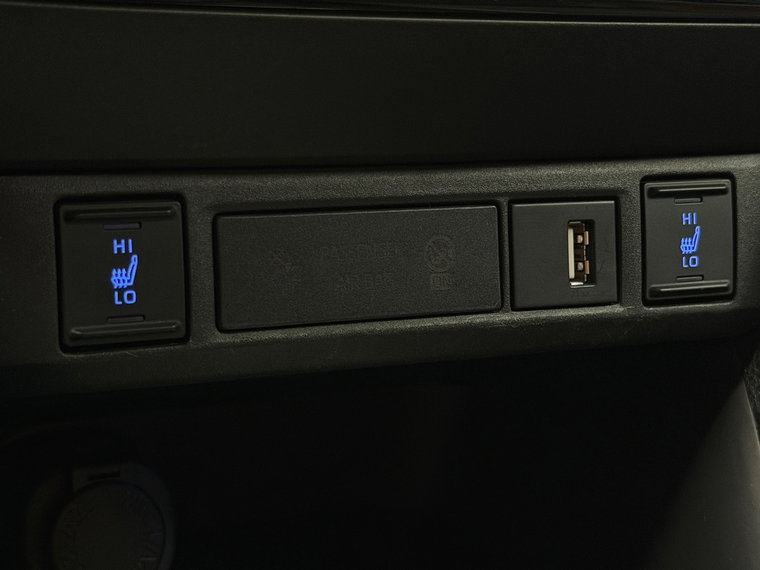 Vehicle Image 33