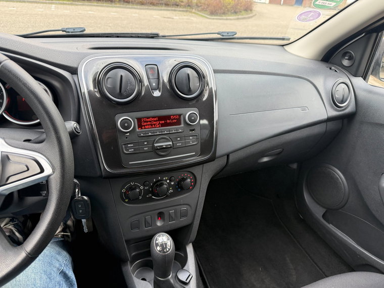 Vehicle Image 14