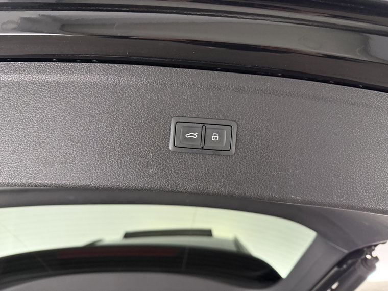 Vehicle Image 39