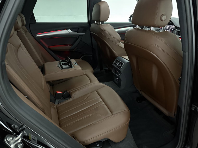 Vehicle Image 48