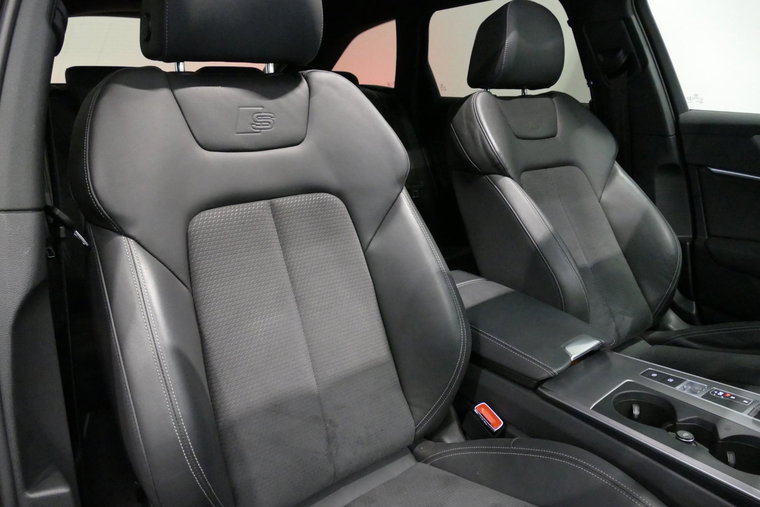 Vehicle Image 31