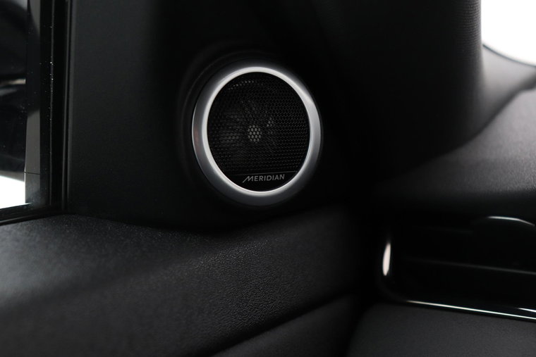 Vehicle Image 33