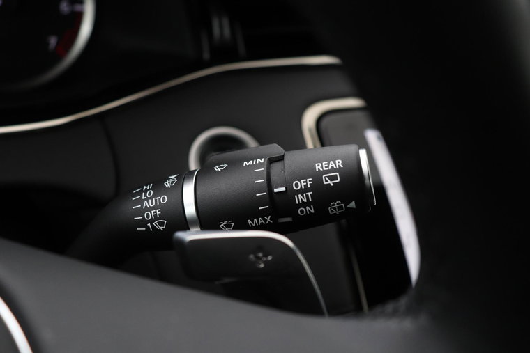Vehicle Image 37
