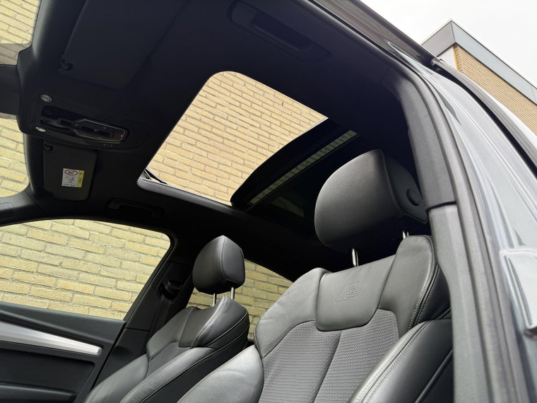 Vehicle Image 24