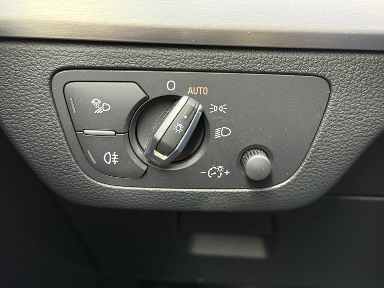 Vehicle Image 50