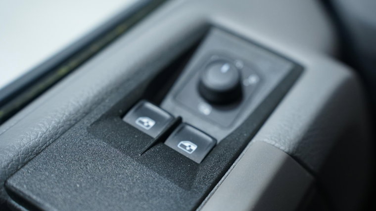 Vehicle Image 36