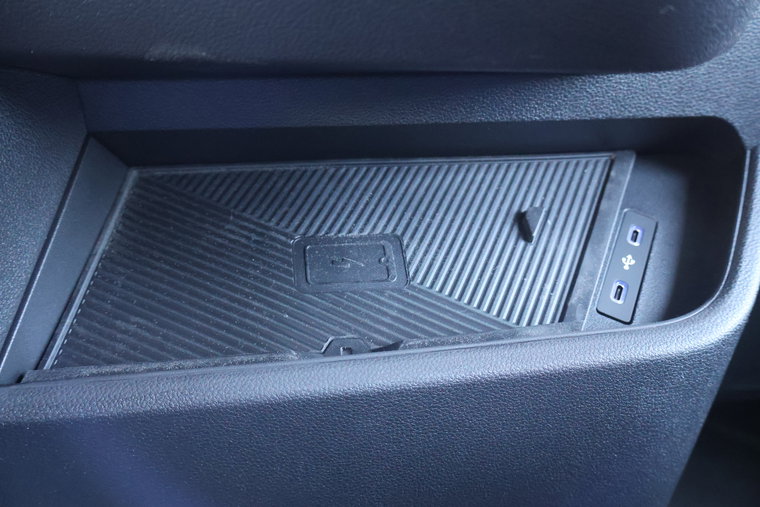 Vehicle Image 36