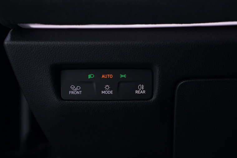 Vehicle Image 30