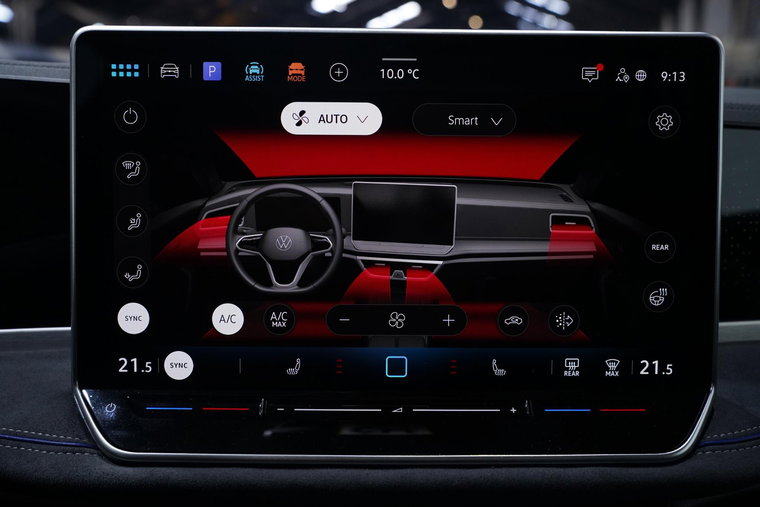 Vehicle Image 40