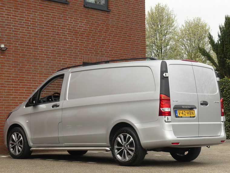 Vehicle Image 26