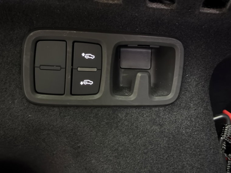 Vehicle Image 34