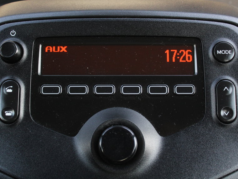 Vehicle Image 22