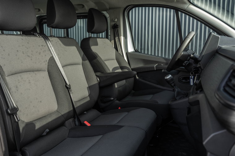 Vehicle Image 13