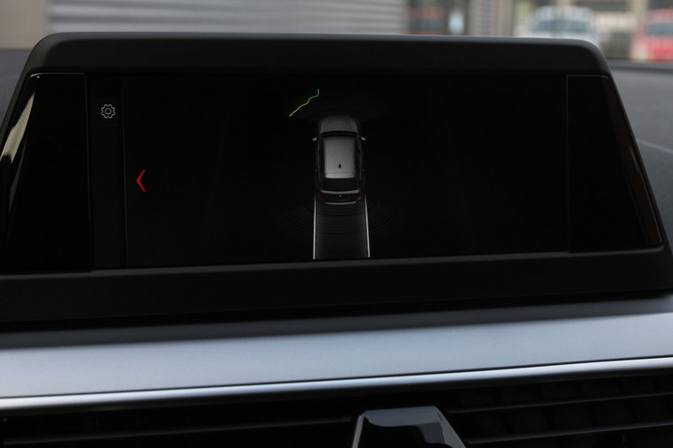 Vehicle Image 23