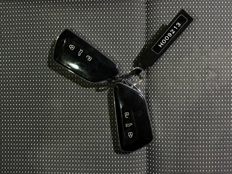 Vehicle Image 26