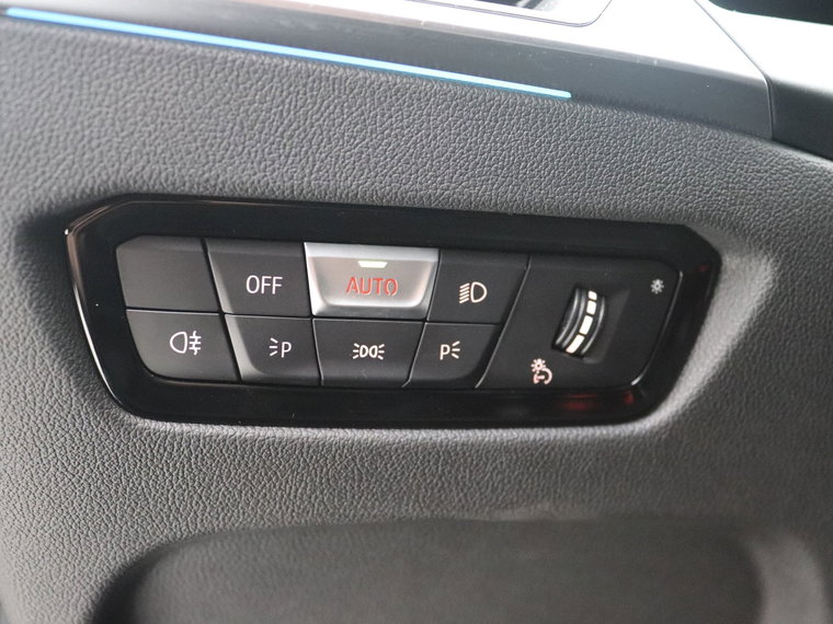 Vehicle Image 27