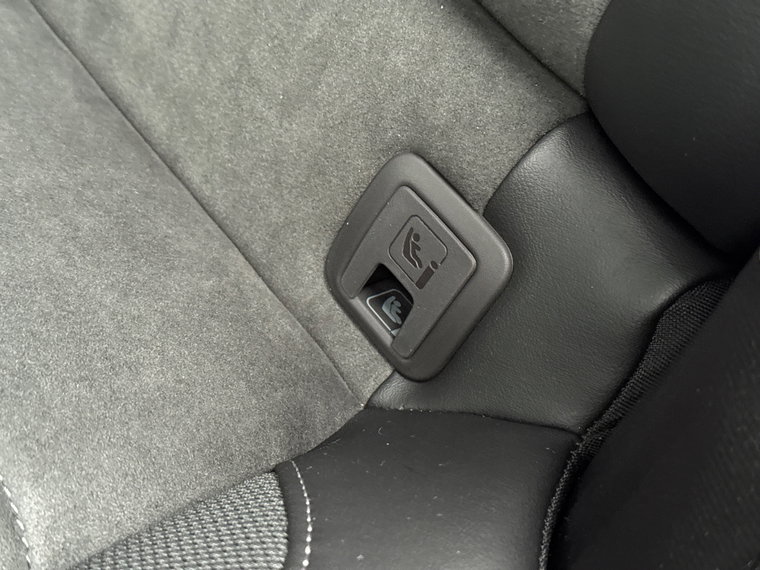 Vehicle Image 45