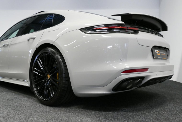 Vehicle Image 45
