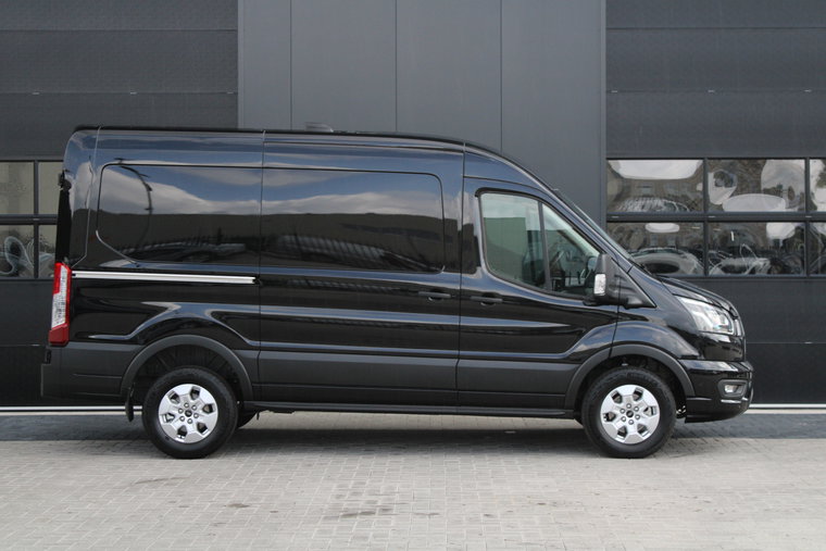 Vehicle Image 26