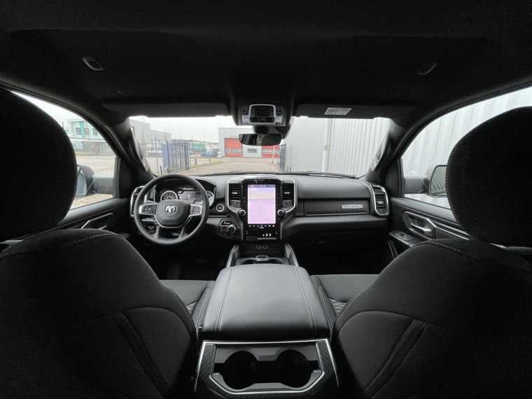 Vehicle Image 41