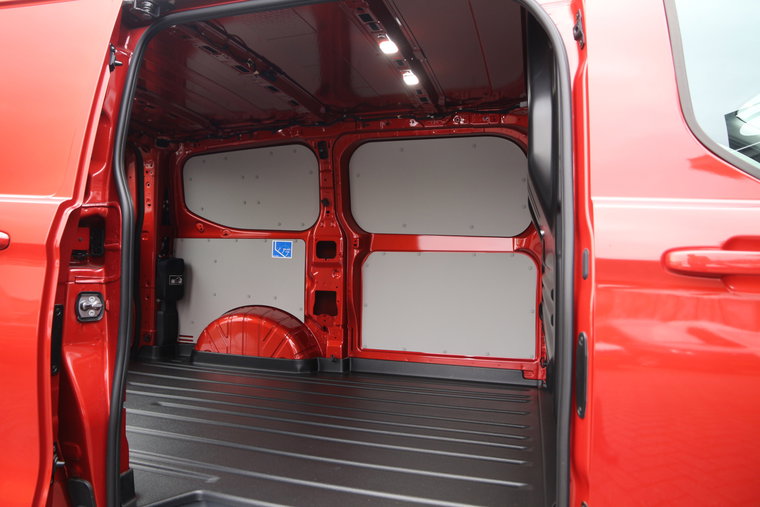 Vehicle Image 20