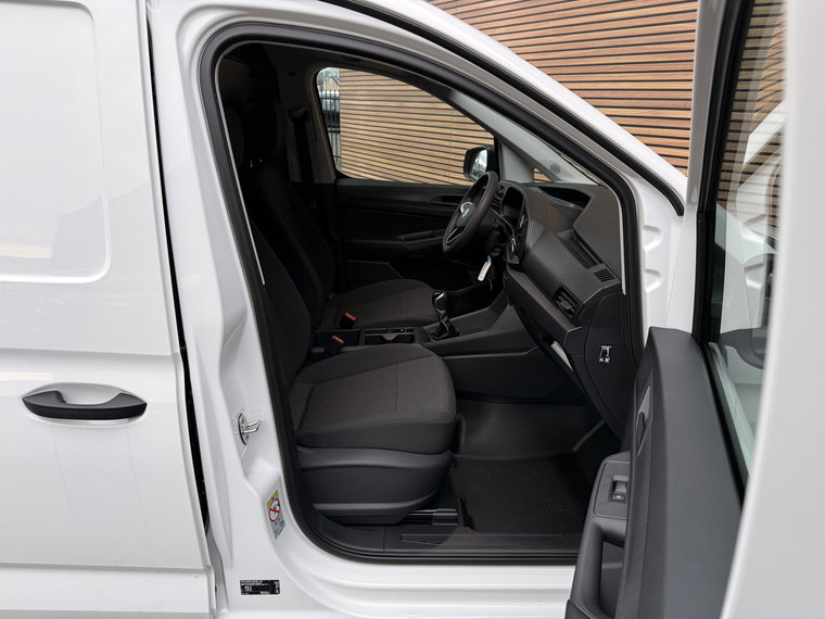 Vehicle Image 37