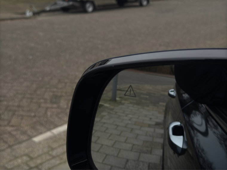 Vehicle Image 28