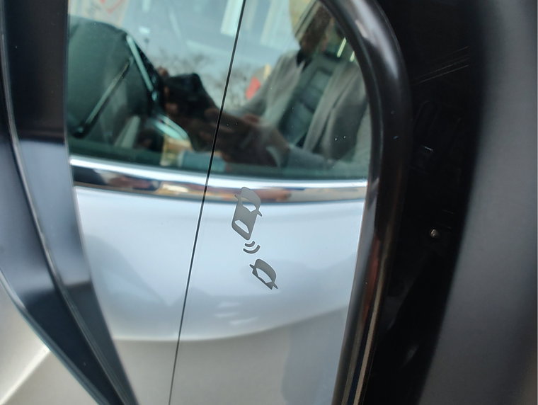 Vehicle Image 40