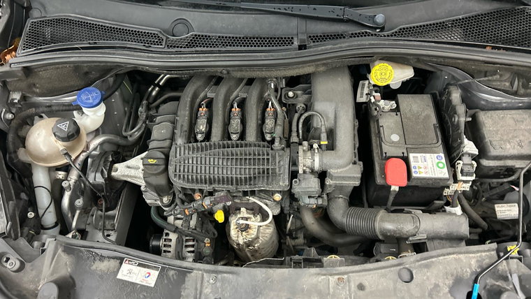 Vehicle Image 19