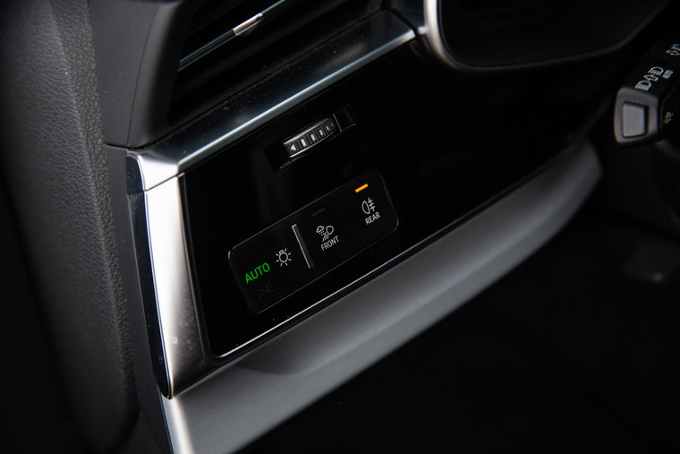 Vehicle Image 36
