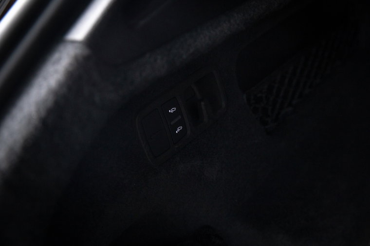Vehicle Image 40