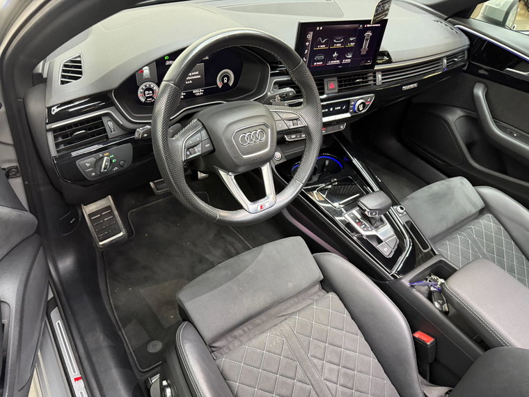 Vehicle Image 31