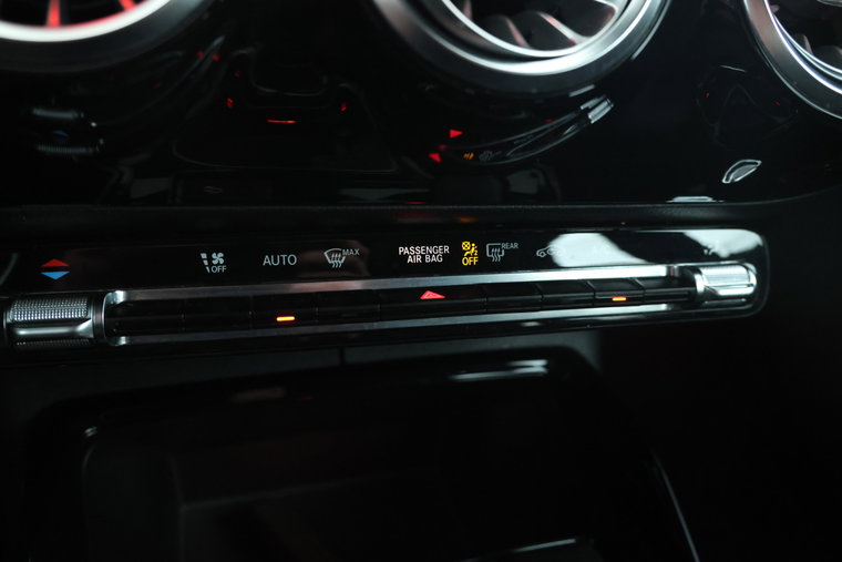 Vehicle Image 39