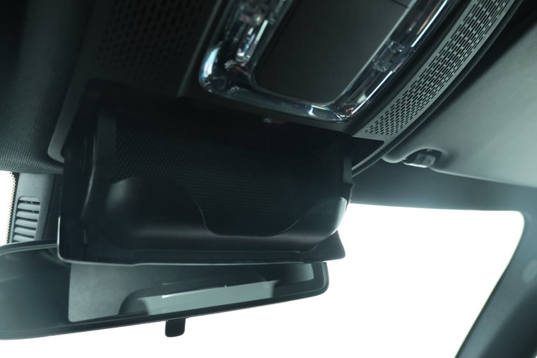 Vehicle Image 48