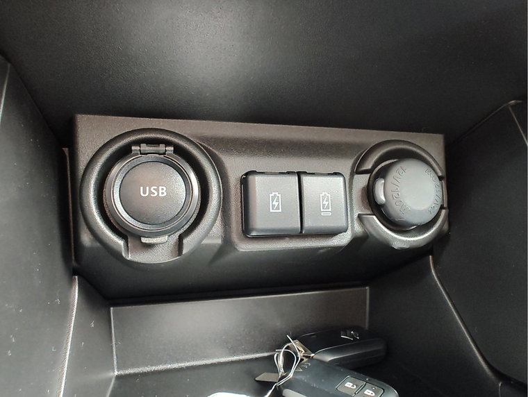 Vehicle Image 13