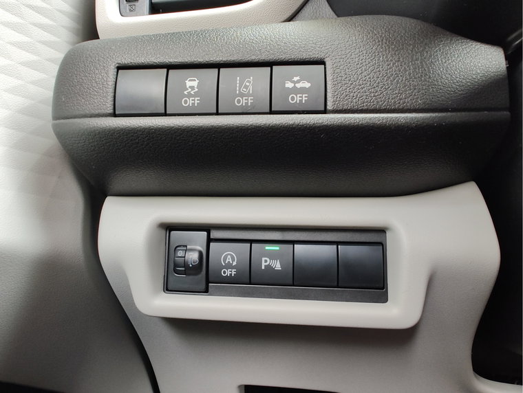 Vehicle Image 23