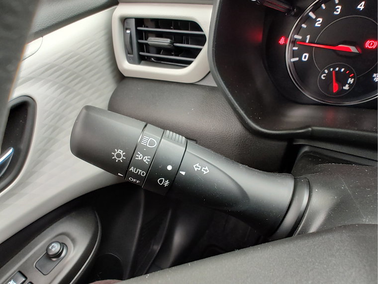 Vehicle Image 24