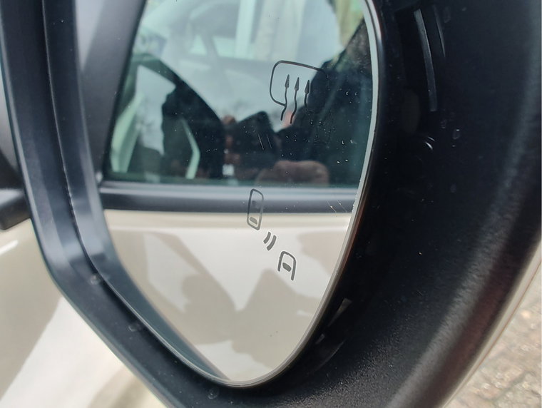 Vehicle Image 31