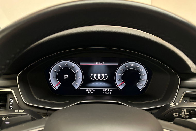 Vehicle Image 22