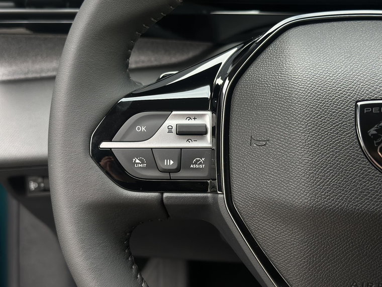 Vehicle Image 27