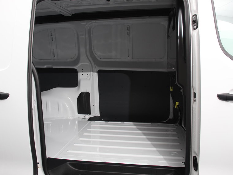 Vehicle Image 37