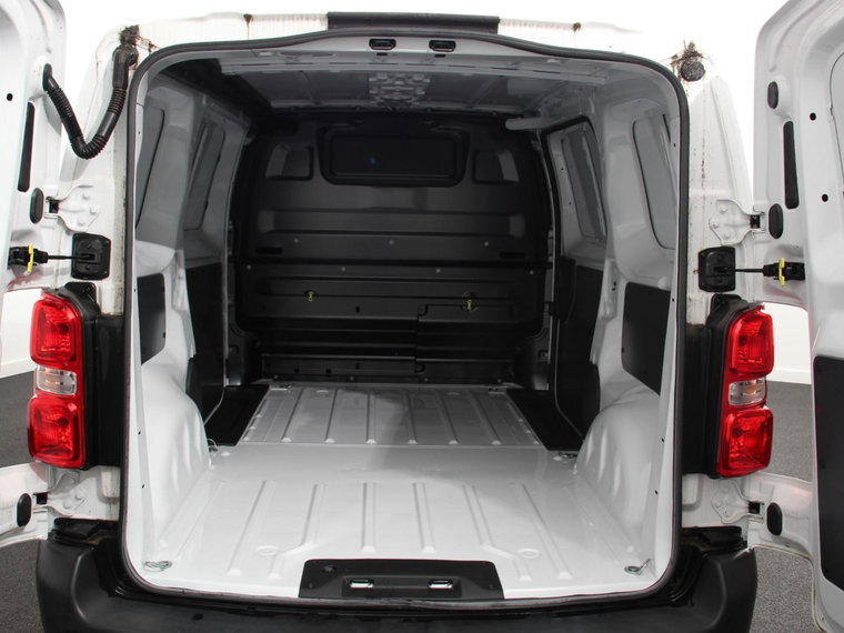 Vehicle Image 38